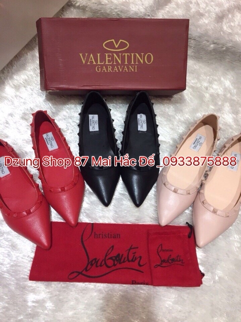 Giầy là bạn thân thiết đối với chúng ta trên mỗi chặng đường