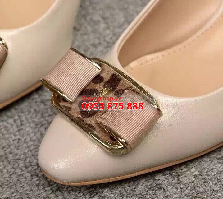 Bộ sưu tập giầy thời trang tháng 3/2016