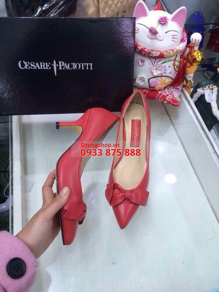 Bộ sưu tập giầy thời trang tháng 3/2016